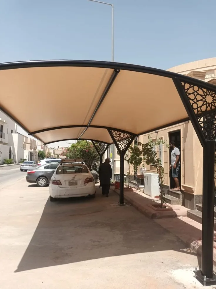 حداد مظلات الروضتين