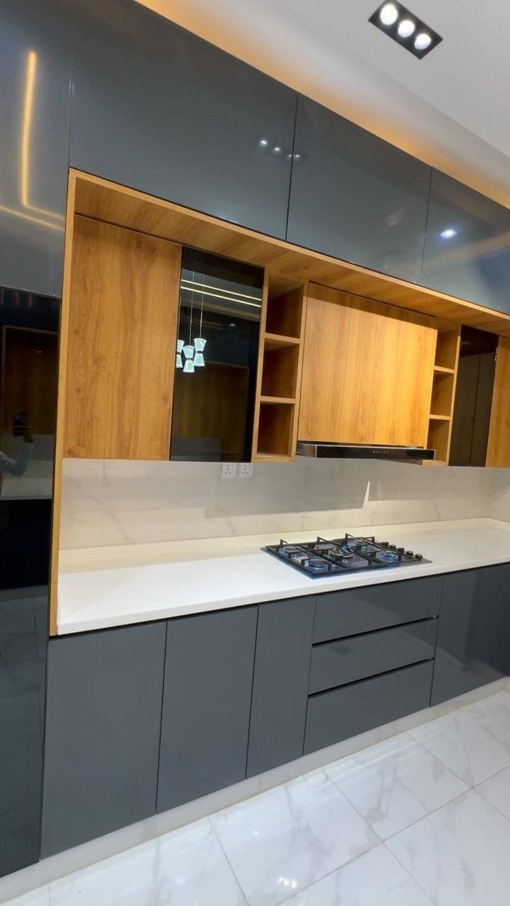 رقم فني المنيوم في القيصرية-فني المنيوم هندي القيصرية - تفصيل المنيوم القيصرية 99880995 | ملوك التسويق للدعاية والاعلان