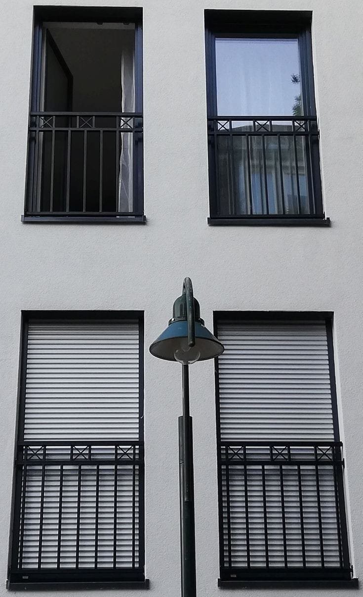 فني المنيوم الصوابر