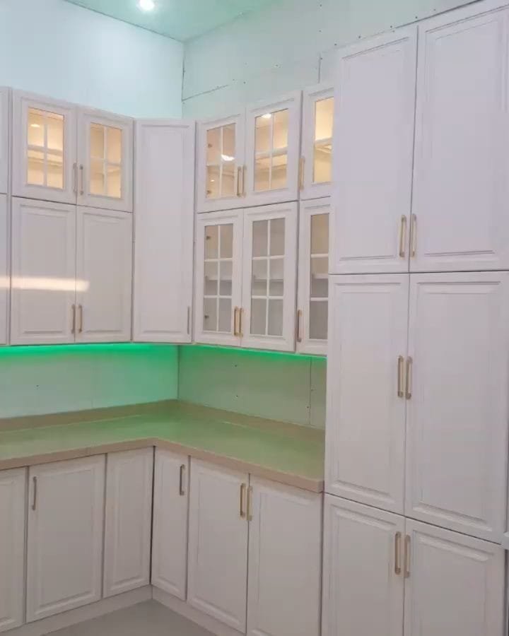 رقم فني المنيوم في سلوى-فني المنيوم هندي سلوى - تفصيل المنيوم سلوى 99880995 | ملوك التسويق للدعاية والاعلان